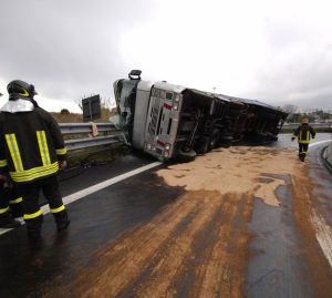 truck accident, 18-wheeler accident, rollover, 18-wheeler rollover, rollover accident, rollover injury, accident, auto accident, injury accident, injury help Carabin Shaw 18-wheeler accident attorney, San Antonio, San Antonio 18-wheeler accident.