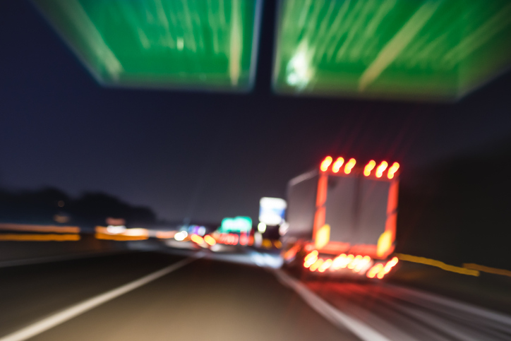 Driver Killed After Vehicle Slams Into 18-Wheeler Near Loop 410 — Texas ...